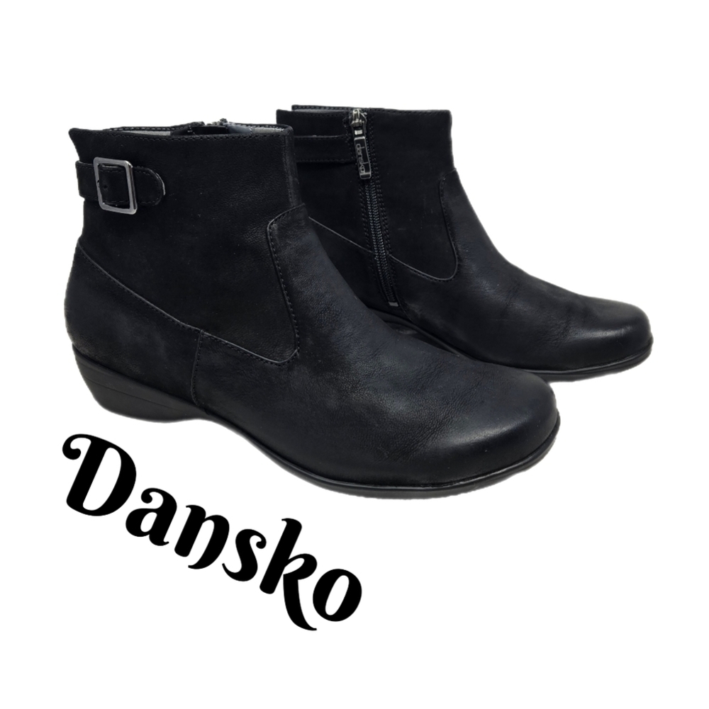 Dansko Women's Finnley Ankle Boot Size 38=7.5 To 8 Black Burnish Nubuck Leather